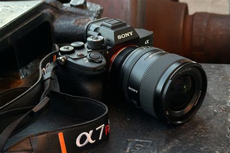 6 of the Best Portrait Lenses for the Sony a7r V