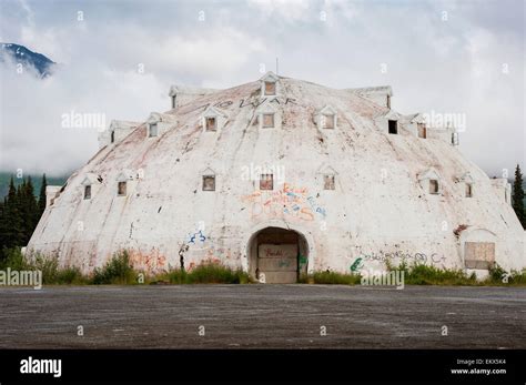 Igloo shaped building at "Igloo City" along the George Parks Highway ...