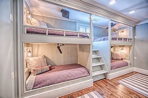 A set of four bunk beds is an example of what smart home design can be. | Bunk bed rooms, Bunk ...