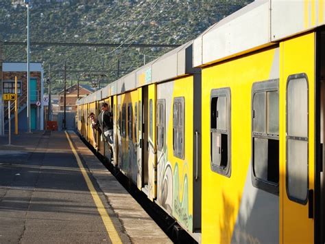 Cape Town transport: will the city ever rebuild its railway?