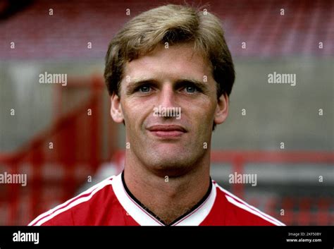 Gordon McQueen, Manchester United Stock Photo - Alamy