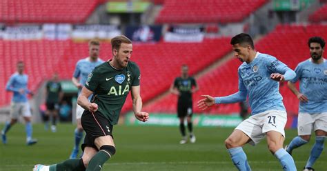 Harry Kane transfer risk explained as Tottenham star fuels Man City ...