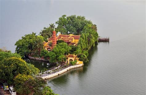 Tran Quoc Pagoda In Hanoi: History, Guide And Tips