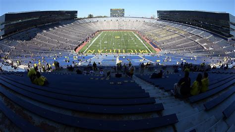 Slippery Rock exploring another football game at Michigan Stadium? - SB Nation Detroit