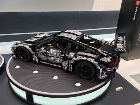 LEGO Technic Porsche 911 GT3 RS 1:10 Scale Model Has Working PDK Paddle ...