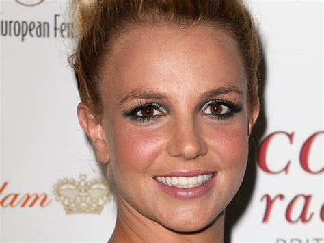 20 Britney Spears’ Eye Makeup Looks That Are Completely Intoxicating