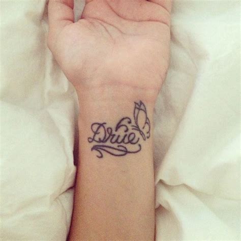 Lady Name Tattoo Ideas - Kenjutaku