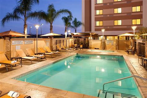 9 Best Hotels In Oceanside, CA: Top Resorts And Where To Stay