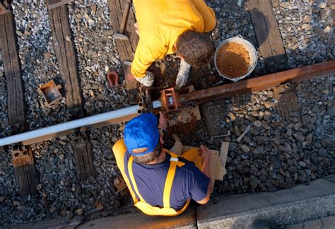 11 Helpful Resources for Railroad Workers