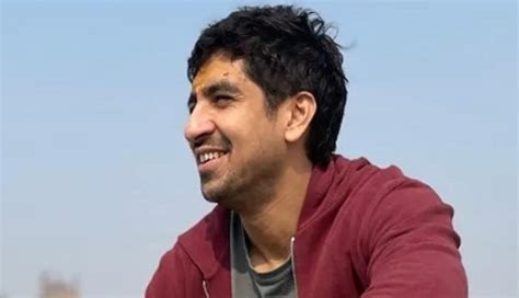 Ayan Mukerji Says He Used To Hide When People Watched 'Yeh Jawaani Hai ...