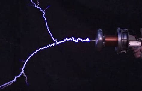 NEWS: Check out the Tesla coil... GUN! | The Test Pit