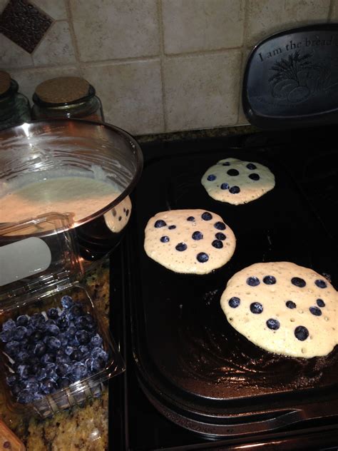 Martha Stewart blueberry pancakes | Blueberry pancakes, Food, Desserts