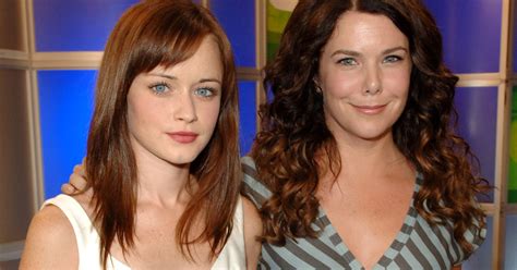 A "Gilmore Girls" Reboot Partial Script was Released | Teen Vogue