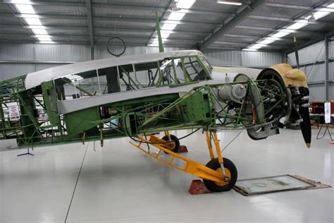 Restoring an Avro Anson – 2015 Update | Aviazione