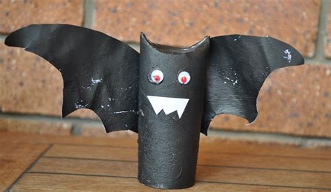 Spooky Black Bats | Halloween Craft | Brisbane Kids