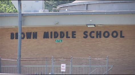 Brown Middle School reports student with a handgun - WDEF