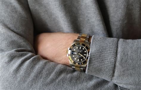 Rolex Submariner on wrist and Size Guide - Millenary Watches