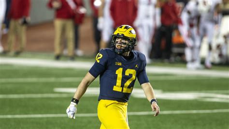 Michigan QB Cade McNamara enters transfer portal