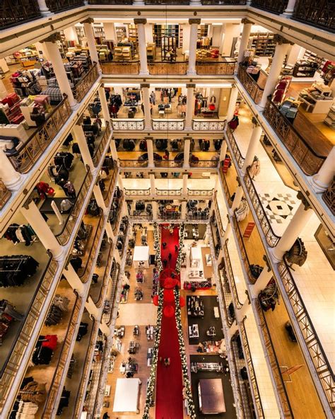 Marshall Fields Company Building Editorial Photography - Image of wide ...