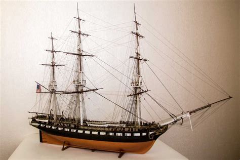 USS Constitution Model from Revell, 30 foto | Model Kits: cars, ships ...