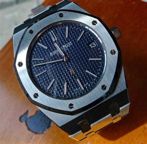 Replica Audemars Piguet Royal Oak Jumbo 15202 Review - Replica Watches ...