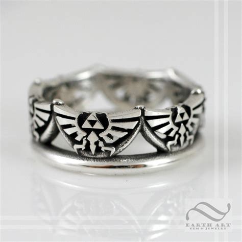 Hyrule Crest Crown Ring - Sterling Silver – Earth Art