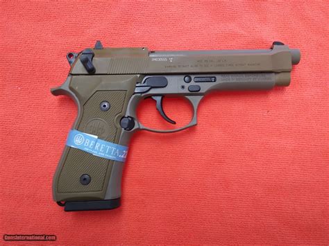 Beretta m9-22 - jawerna