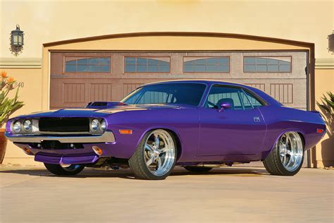 1970 DODGE CHALLENGER CUSTOM HARDTOP - Front 3/4 - 226958