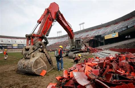 Photos: Demolition begins on Candlestick Park – The Mercury News