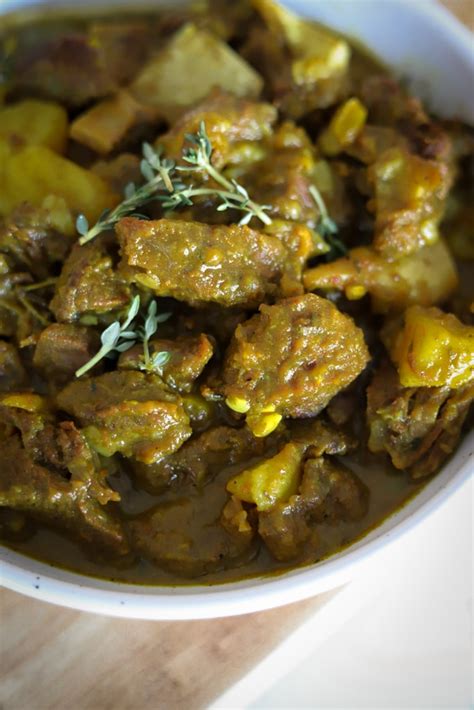 Jamaican Curry Goat - The Seasoned Skillet