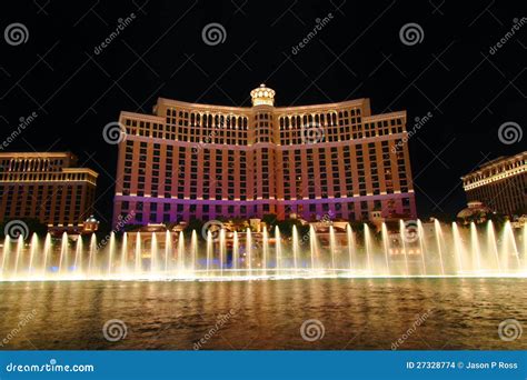 Bellagio Fountains editorial stock image. Image of fountains - 27328774