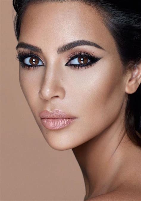 Kim Kardashian Makeup Tips Makeup Kim Kardashian Makeup Lip Contouring Brightening Powder Dark ...