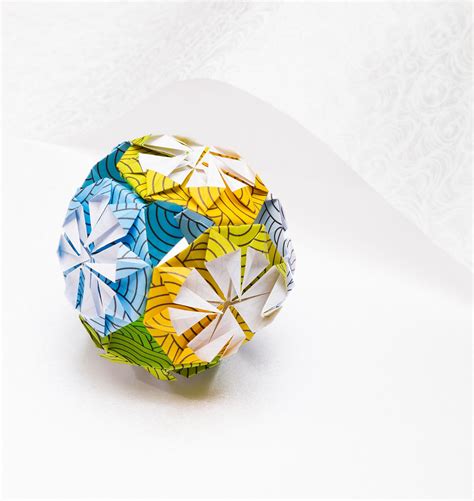 Kemari Origami Ball · Extract from Origami for Mindfulness by Mari Ono · How To Fold An Origami ...