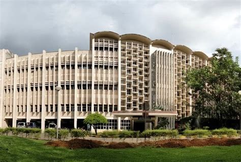 QS World University Rankings List: IIT Bombay, IIT Delhi Among Top 200 ...