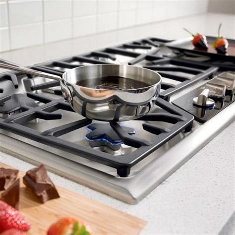 Thermador SGSX365FS Masterpiece Stainless 36 Inch Gas Cooktop