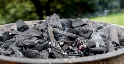 Light barbecue coal - Photo #8575 - motosha | Free Stock Photos