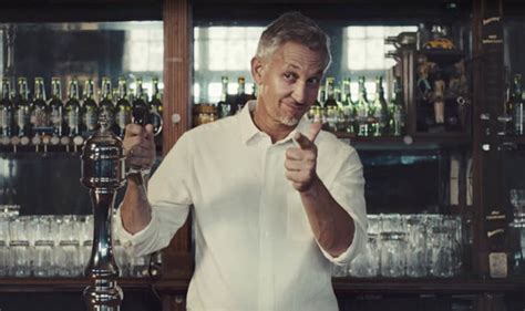 Gary Lineker slammed over ‘irresponsible’ Walkers crisps advert | UK ...