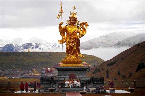 What is the Meaning of Guru Rinpoche Mantra | Tibet, Tibetan buddhism, Vajrayana buddhism