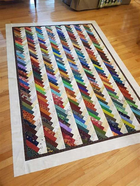 Entrancing Strips Scrappy Quilts Inspirations | Scrappy quilt patterns, Scrappy quilts, Colorful ...