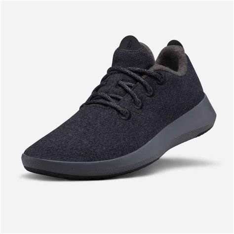 Allbirds Mizzle Review: Can Allbirds Improve The Classic?