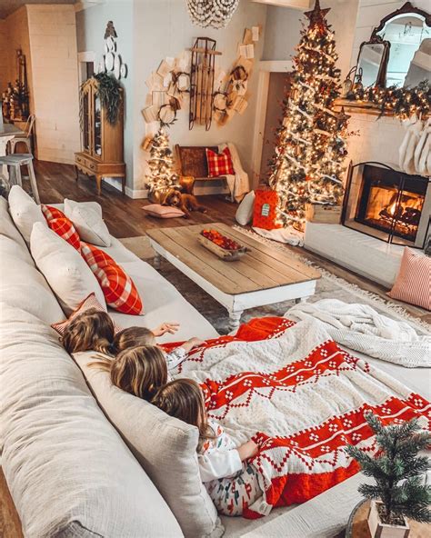 Cozy Gift Guide for the Homebody Under $50 // 2019 - An Unblurred Lady | Cozy christmas living ...