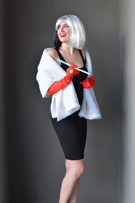 Cruella De Vil Costume Diy : Cruella De Vil Movie Design Cruella ...