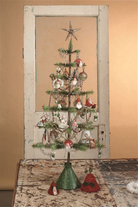 40 Old Fashioned Christmas Tree Decorations Ideas - Decoration Love