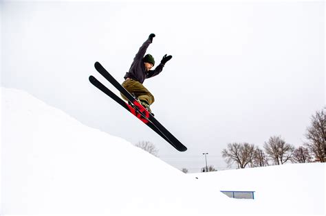 Free skiing and snowboarding returns to the Ruby Hill Park rail yard - Denverite, the Denver site!