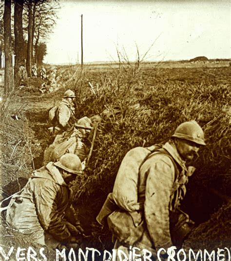 French soldiers preparing for an assault near Montdidier on the Somme ...
