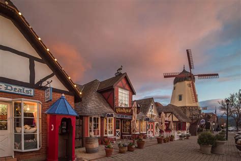 Solvang Transforms Into a Magical Holiday Town With European-style ...