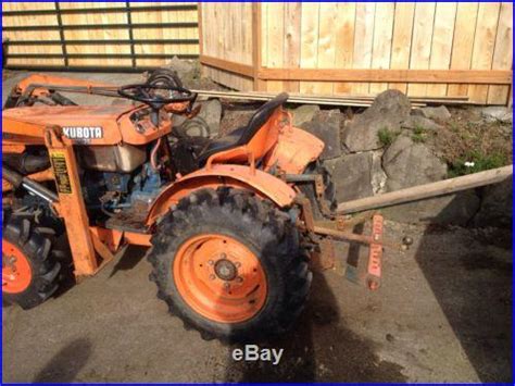 Kubota B7100 4wd Tractor With Front Loader | Mowers & Tractors