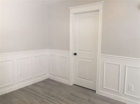 87 Captivating White Wainscoting On Ivory Dining Room With Many New Styles