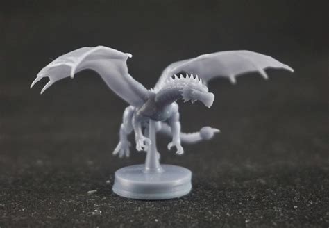 Pseudodragon Miniature - Etsy