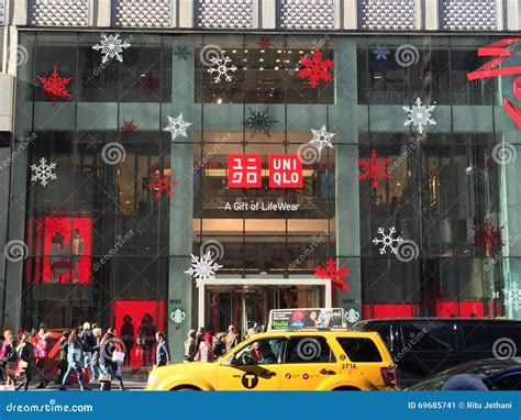 UNIQLO store in New York editorial photo. Image of festive - 69685741